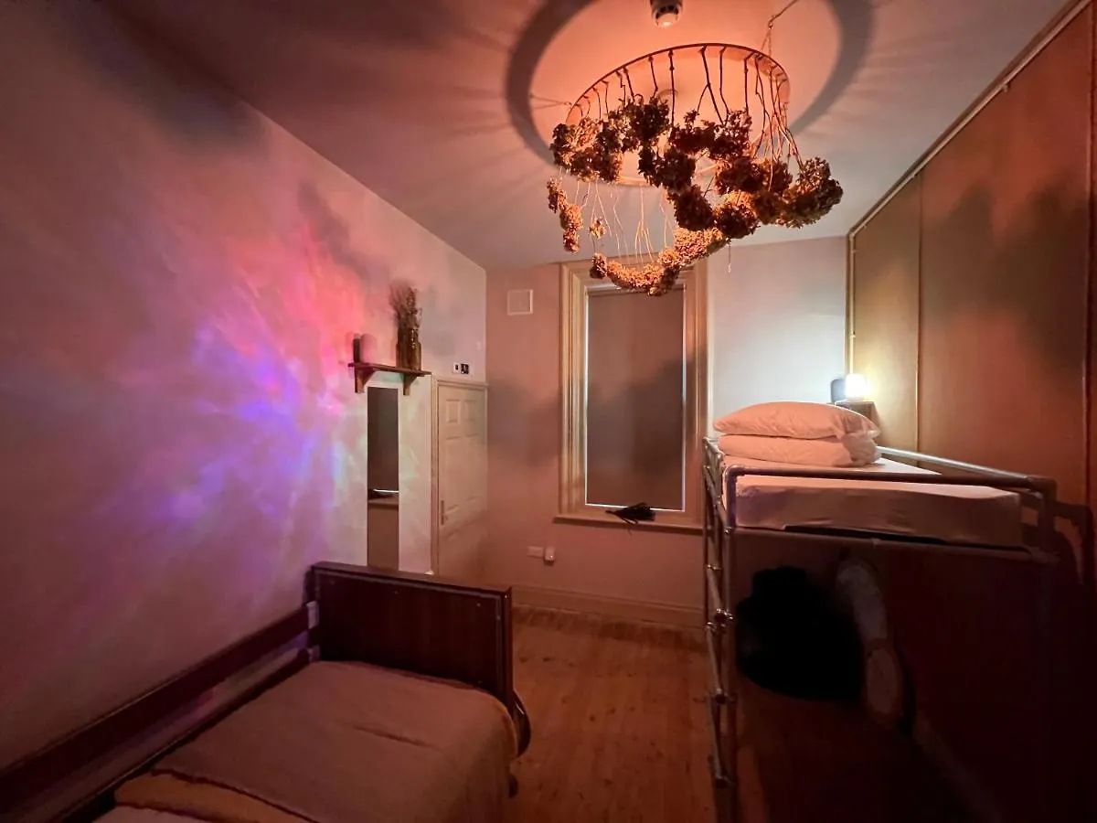 Art Hostel Leeds  United Kingdom